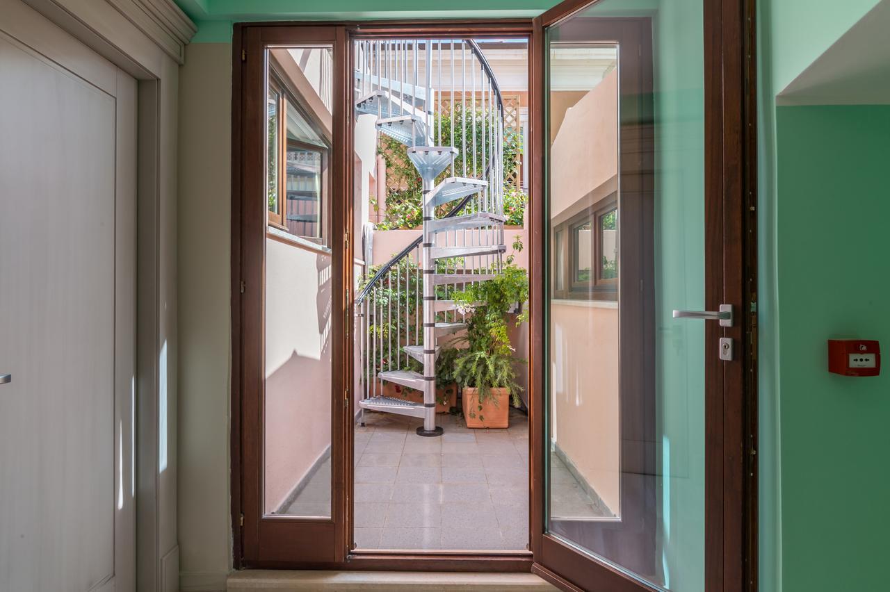 L'Ambasciata Hotel De Charme Cagliari Exterior photo